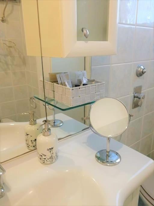 Gef House - Bande Nere Apartamento *